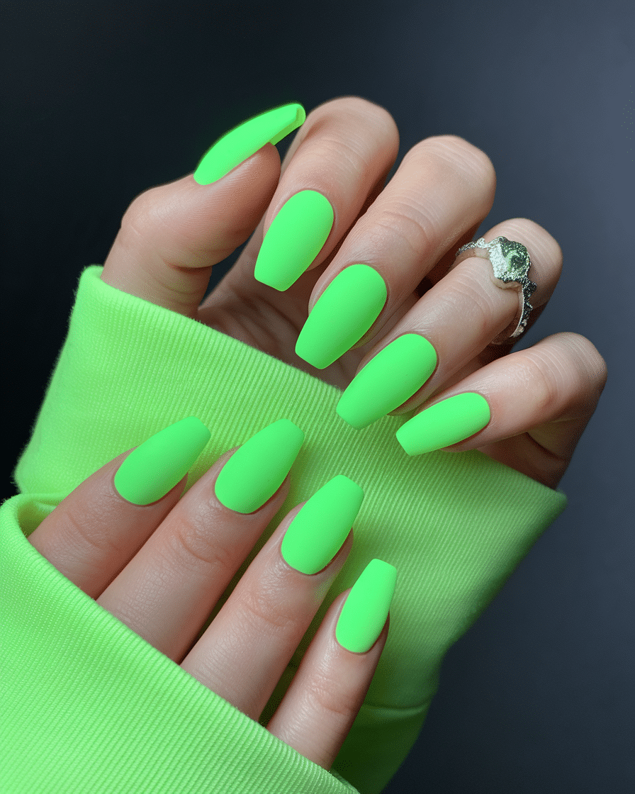 24 Beautiful St. Patrick’s Day Nail Ideas You’ll Adore