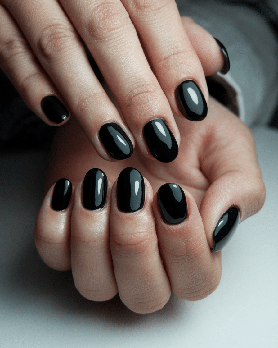 15 Old Money Nail Ideas: Classy & Elegant Nail Inspo