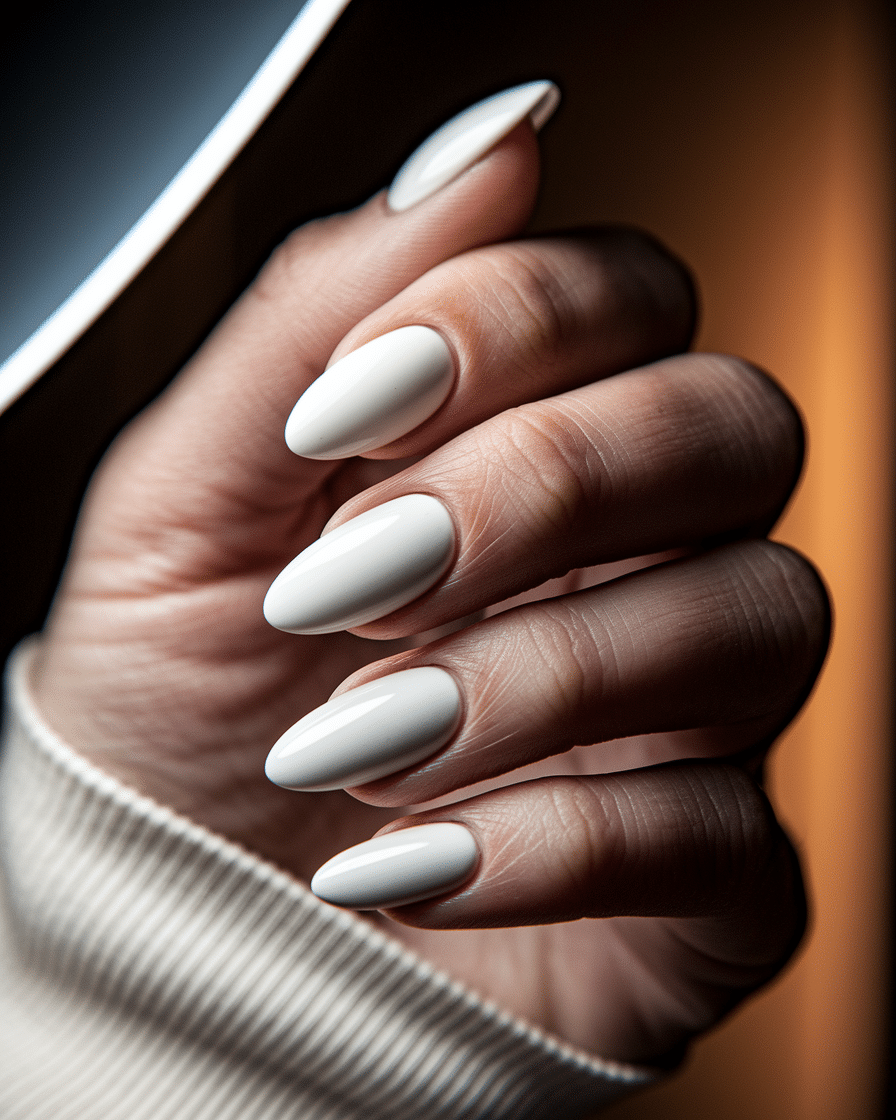 Effortless and Elegant: How White Nail Art Defines Summer Style