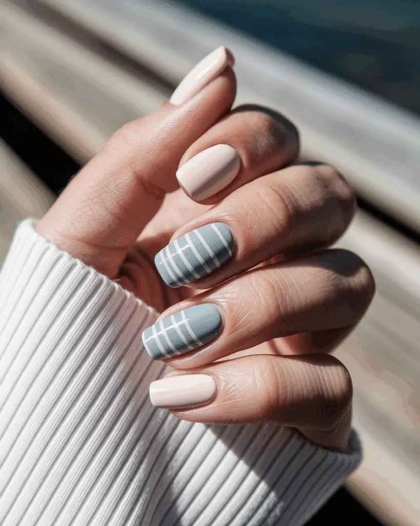 Coastal Neutral Stripes: A Timeless Design Trend for Modern Interiors 9 Coastal Neutral Stripes: A Timeless Design Trend for Modern Interiors
